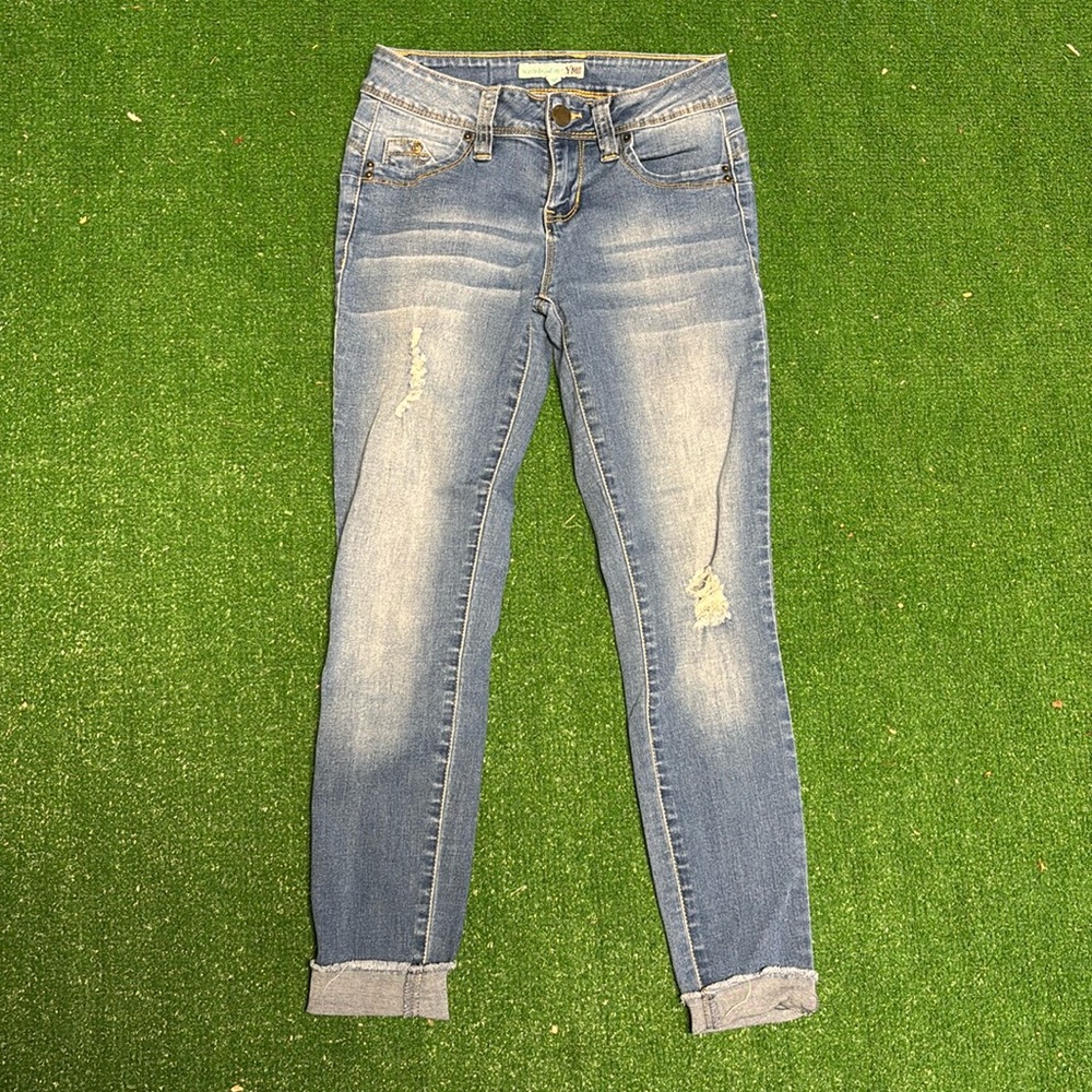Womens distressed skinny jeans